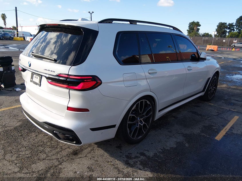 2024 BMW X7 xDrive40I