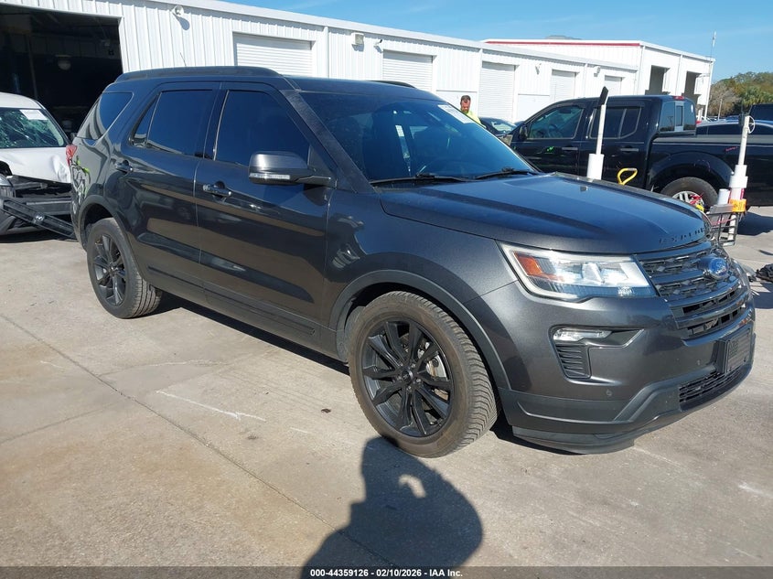 2018 Ford Explorer Xlt