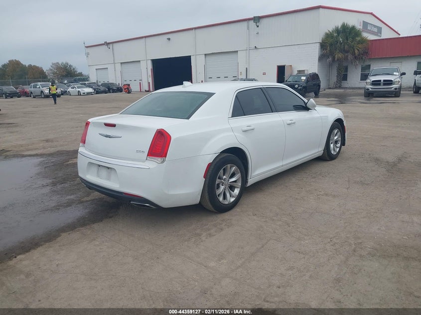 2015 Chrysler 300 Limited