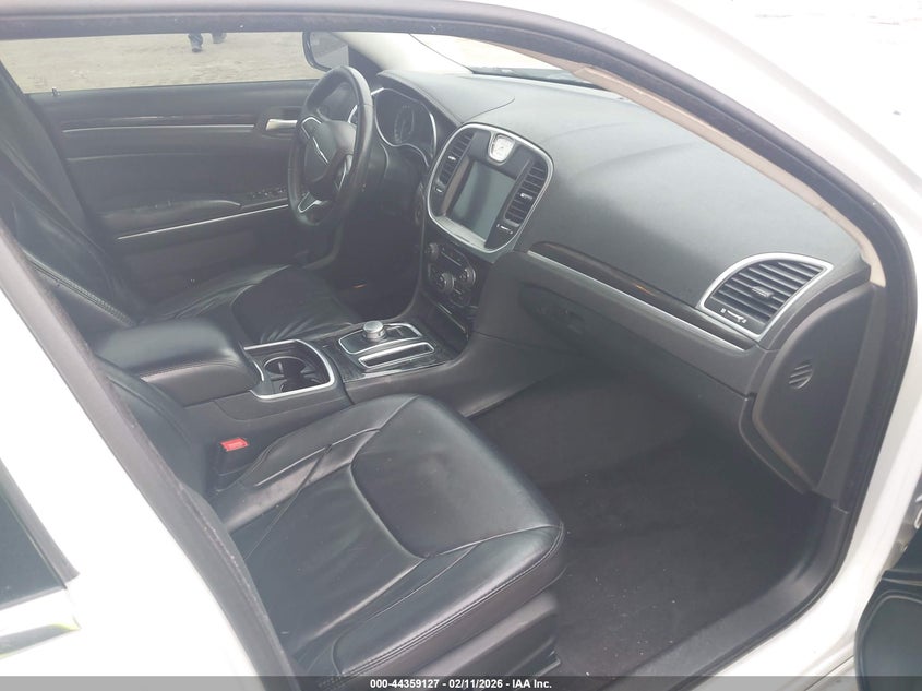 2015 Chrysler 300 Limited