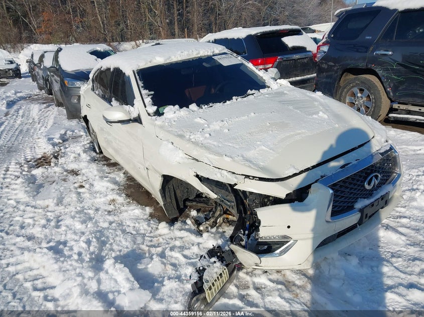 2023 Infiniti Q50 Luxe Awd