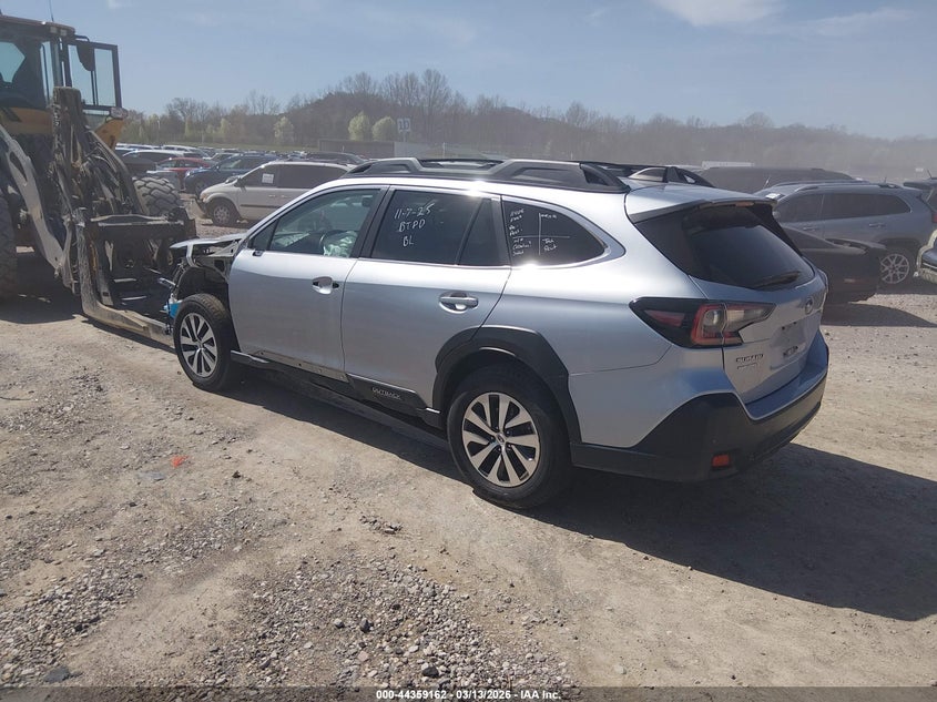 Vin: 4s4btadc7p3188515, lot: 44855624, subaru outback premium 20233