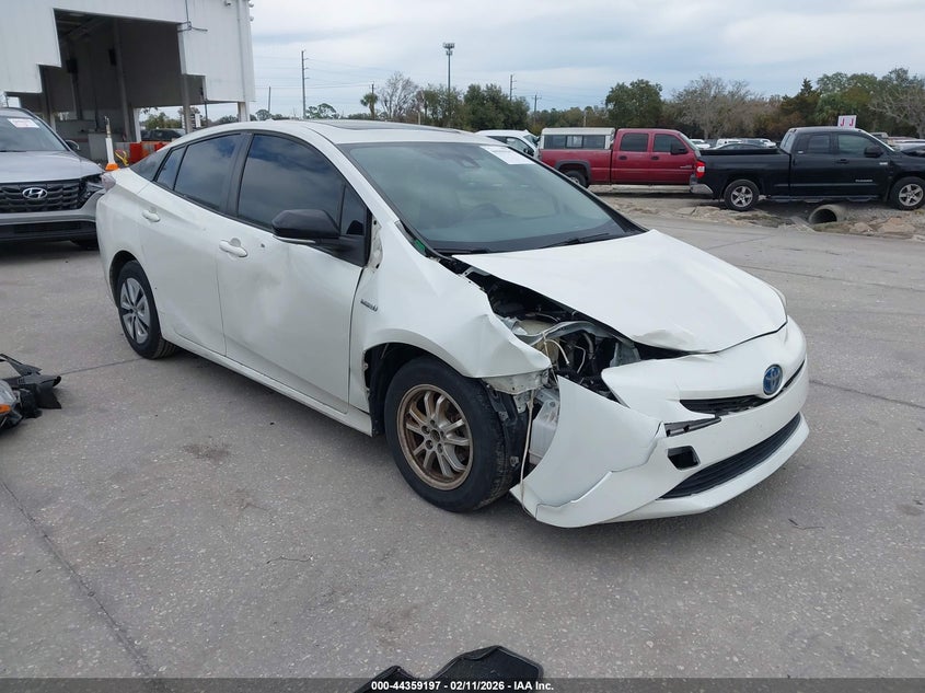2016 Toyota Prius Three