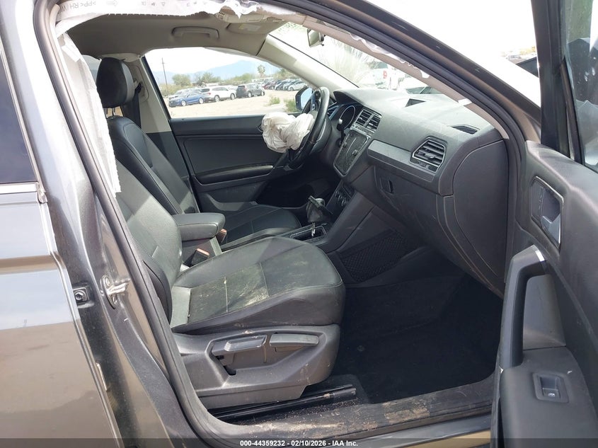 2018 Volkswagen Tiguan 2.0T Se/2.0T Sel