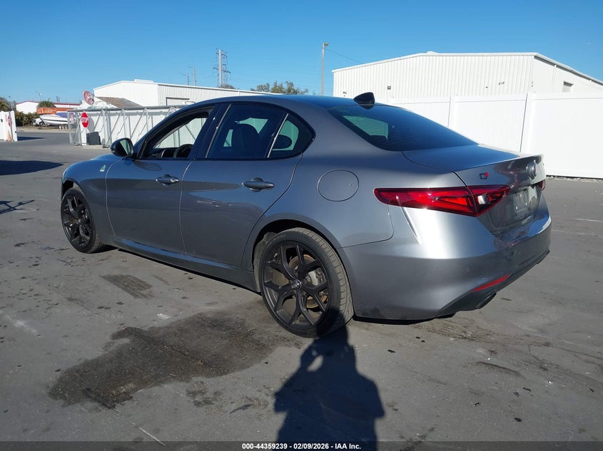 2020 Alfa Romeo Giulia Ti Awd