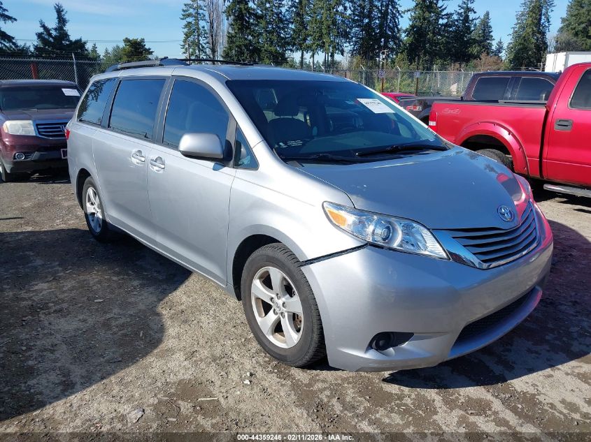 2015 Toyota Sienna Le 8 Passenger