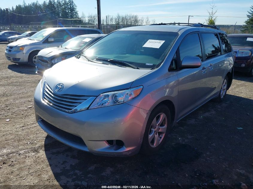 2015 Toyota Sienna Le 8 Passenger