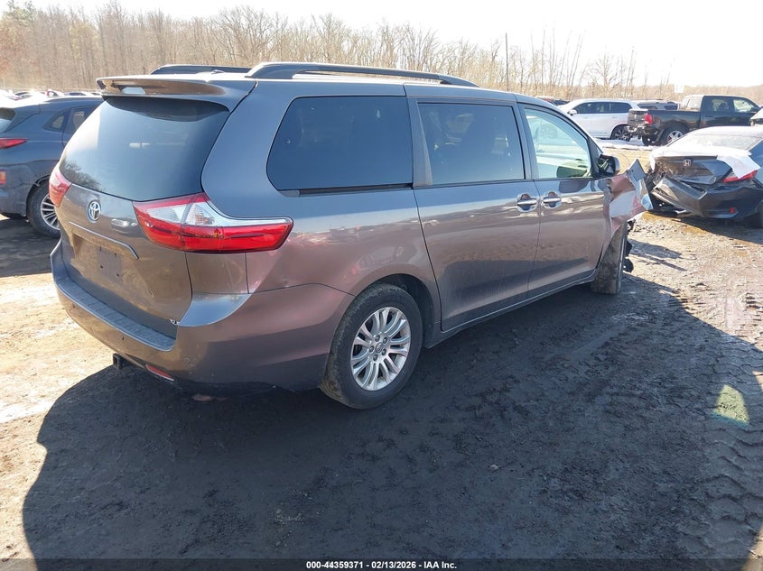 2015 Toyota Sienna Xle Premium 8 Passenger