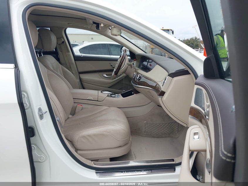 2015 Mercedes-Benz S 550