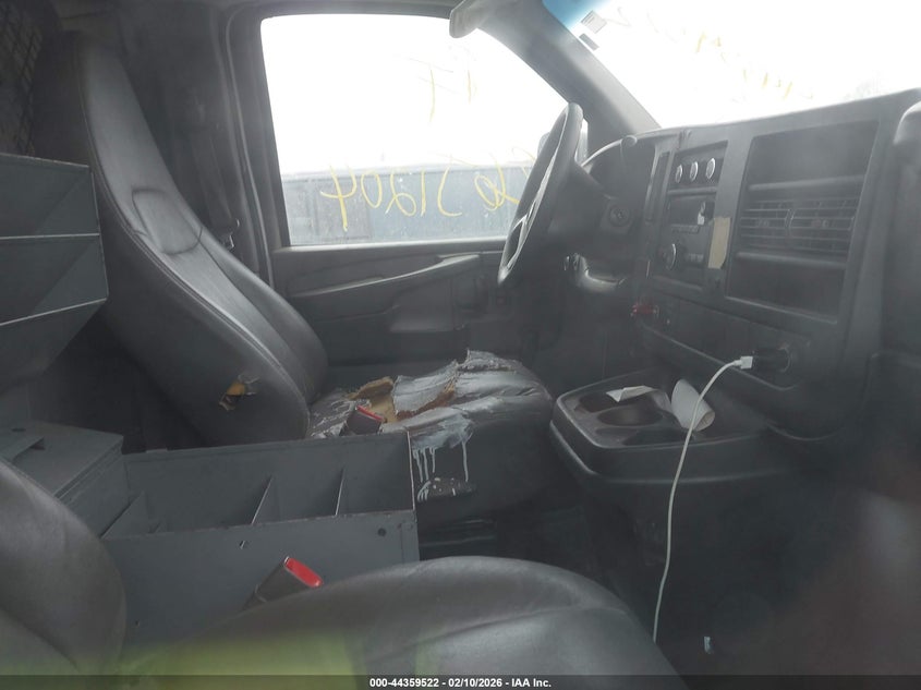 2008 GMC Savana Work Van