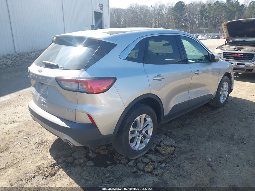 2020 Ford Escape Se