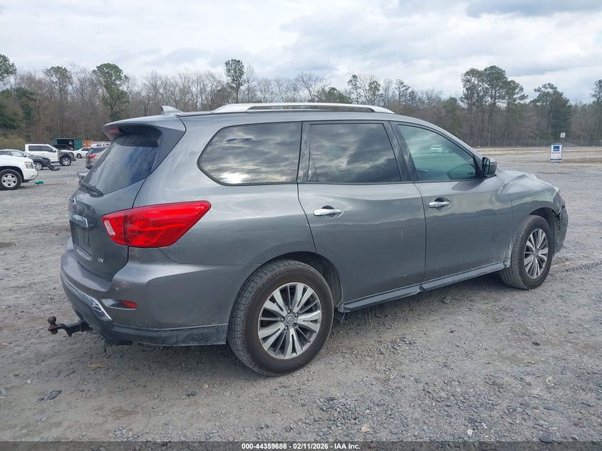 2019 Nissan Pathfinder Sv