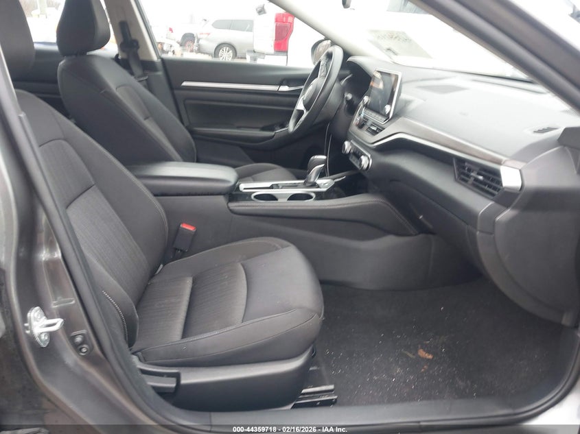 2023 Nissan Altima Sv Fwd