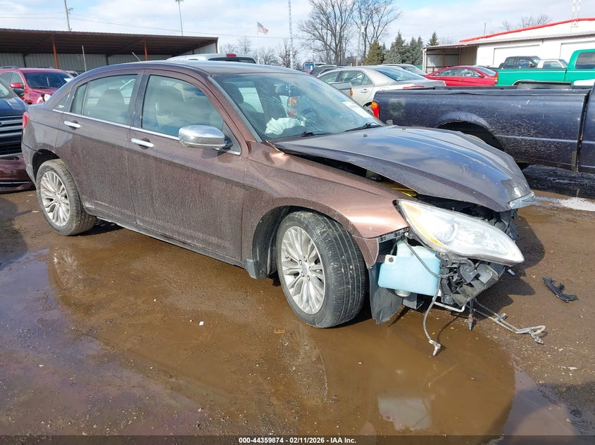 2013 Chrysler 200 Limited