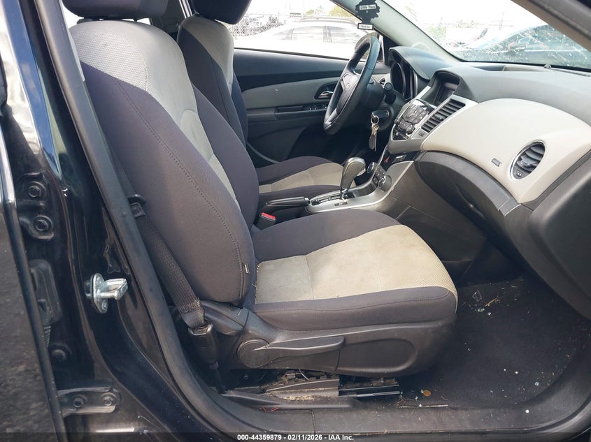 2013 Chevrolet Cruze Ls Auto