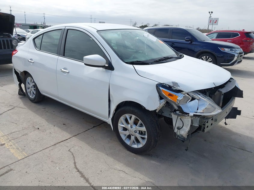 2016 Nissan Versa 1.6 Sv