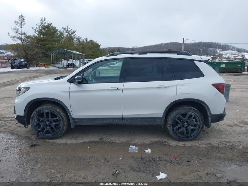 VIN 5FNYF8H87SB005307 2025 HONDA PASSPORT AWD BLACK