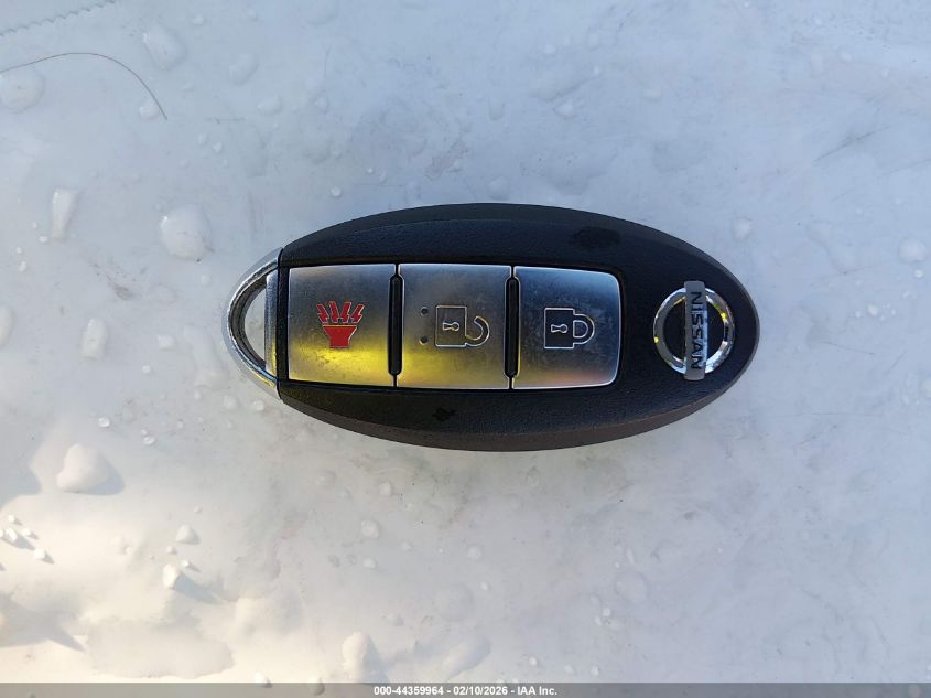 2010 NISSAN ROGUE SL