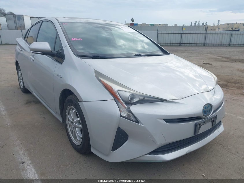 2016 Toyota Prius Three