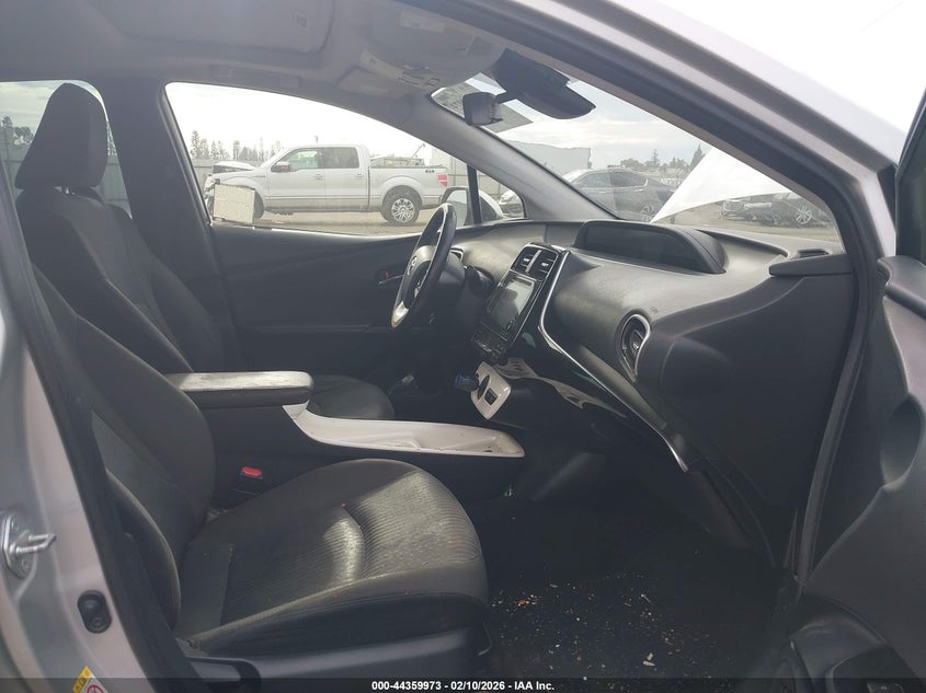 2016 Toyota Prius Three