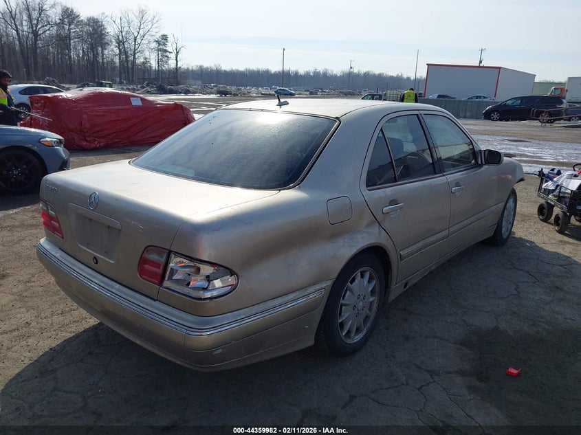 2000 Mercedes-Benz E 320