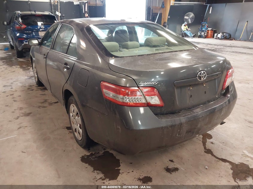 2011 Toyota Camry Le