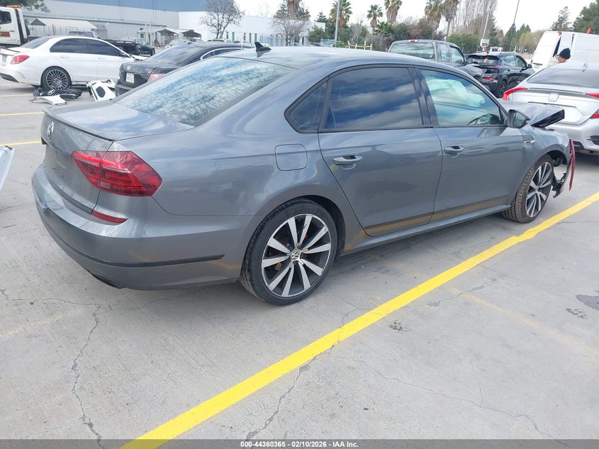 2018 Volkswagen Passat 3.6L V6 Gt