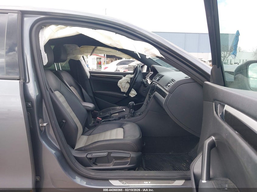 2018 Volkswagen Passat 3.6L V6 Gt