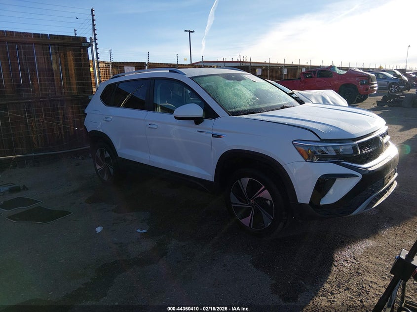 3VVUX7B26PM354554 VOLKSWAGEN TAOS Photo 1