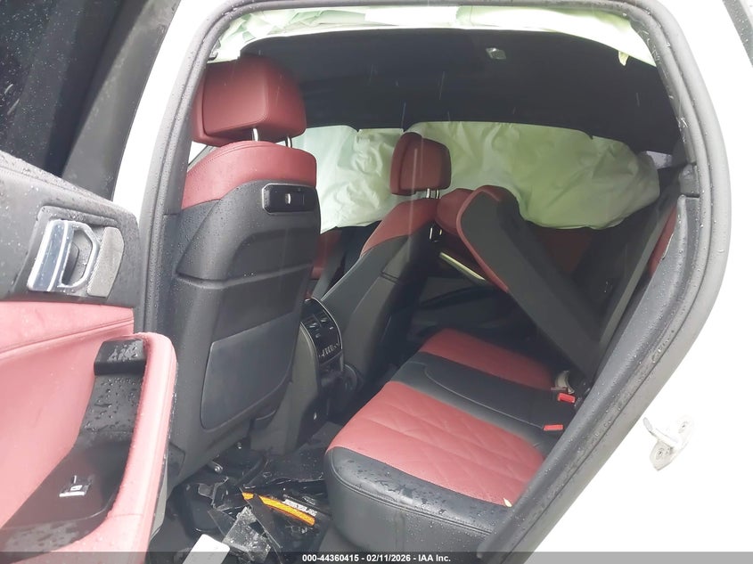 2026 BMW X6(VIN: 5UX33EX06T9050293