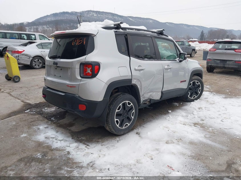 2017 Jeep Renegade Trailhawk 4X4