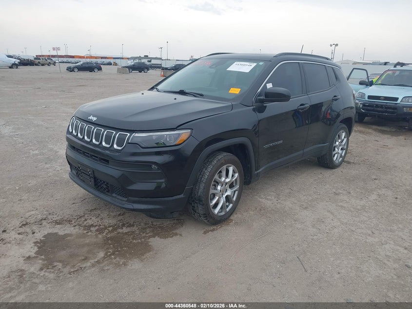 2022 Jeep Compass Latitude Lux 4X4