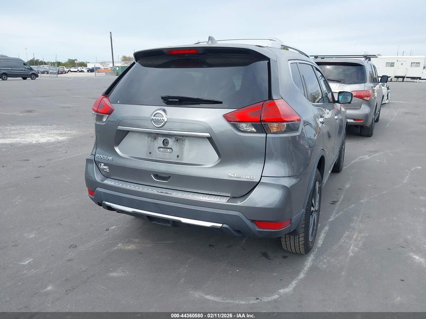 2017 Nissan Rogue Sl