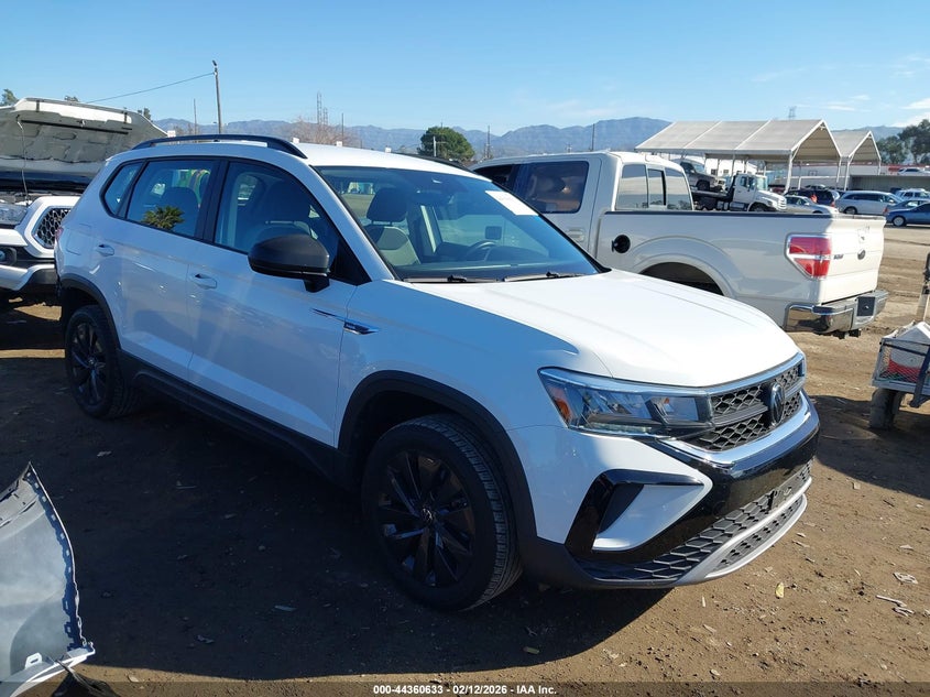 2023 VOLKSWAGEN TAOS  (VIN: 3VVDX7B21PM352579)