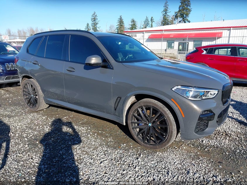 2022 BMW X5 M50I