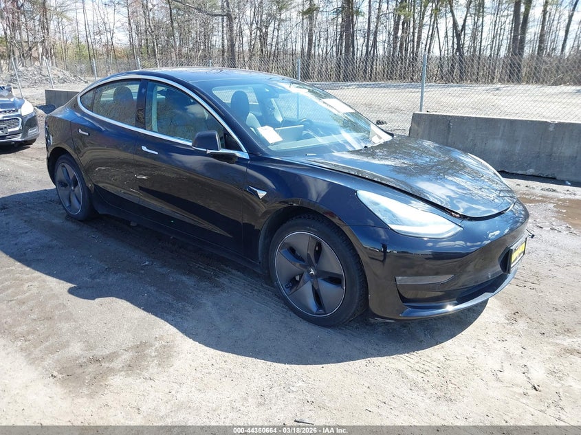 2018 Tesla Model 3 Long Range/Mid Range