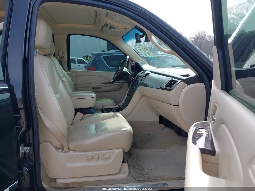 2008 Cadillac Escalade Standard