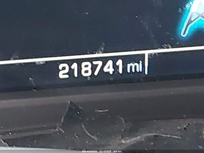 2019 Chevrolet Suburban Lt VIN: 1GNSKHKC4KR275935 Lot: 44360859