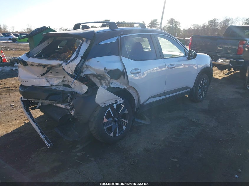 2026 Nissan Kicks Sv