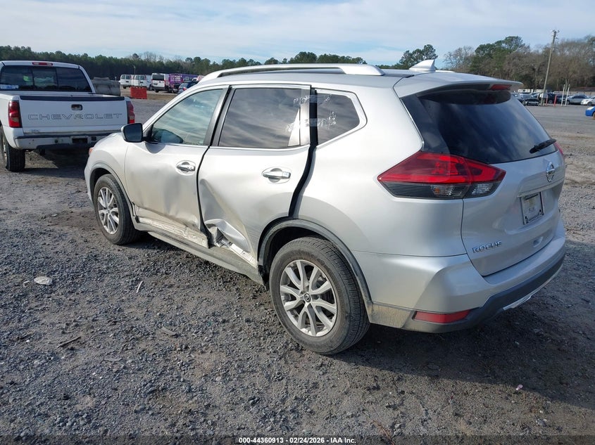 2018 Nissan Rogue Sv