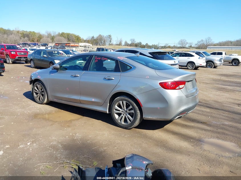 2016 Chrysler 200 Limited