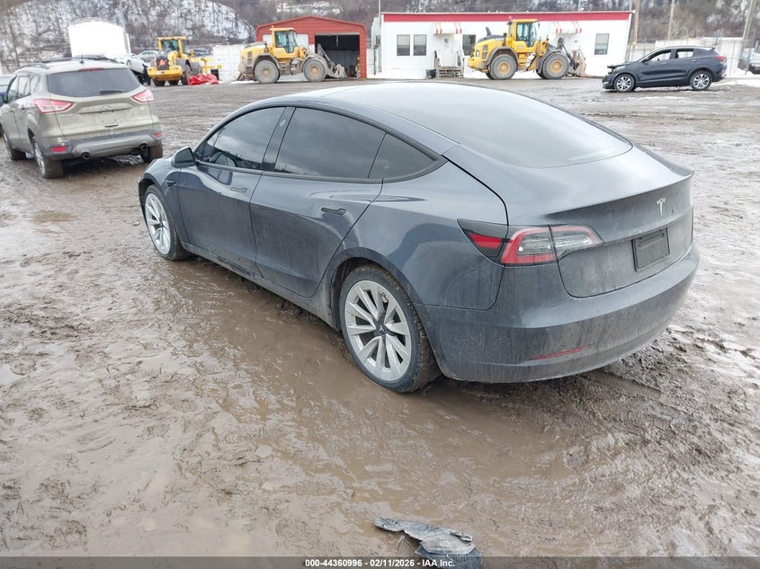2022 Tesla Model 3 Rear-Wheel Drive