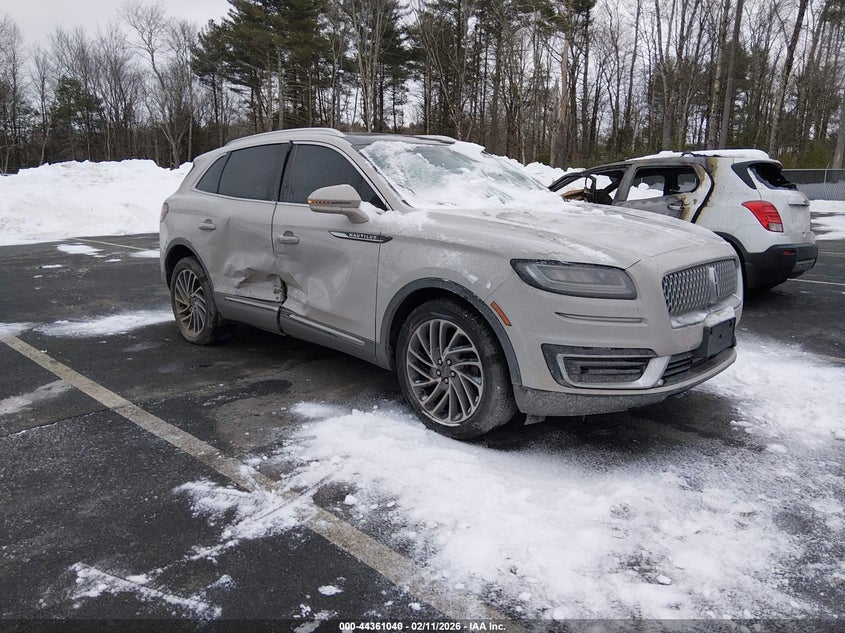 2020 Lincoln Nautilus Reserve