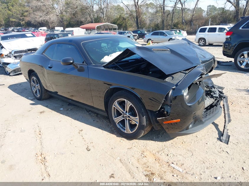 2020 Dodge Challenger Sxt