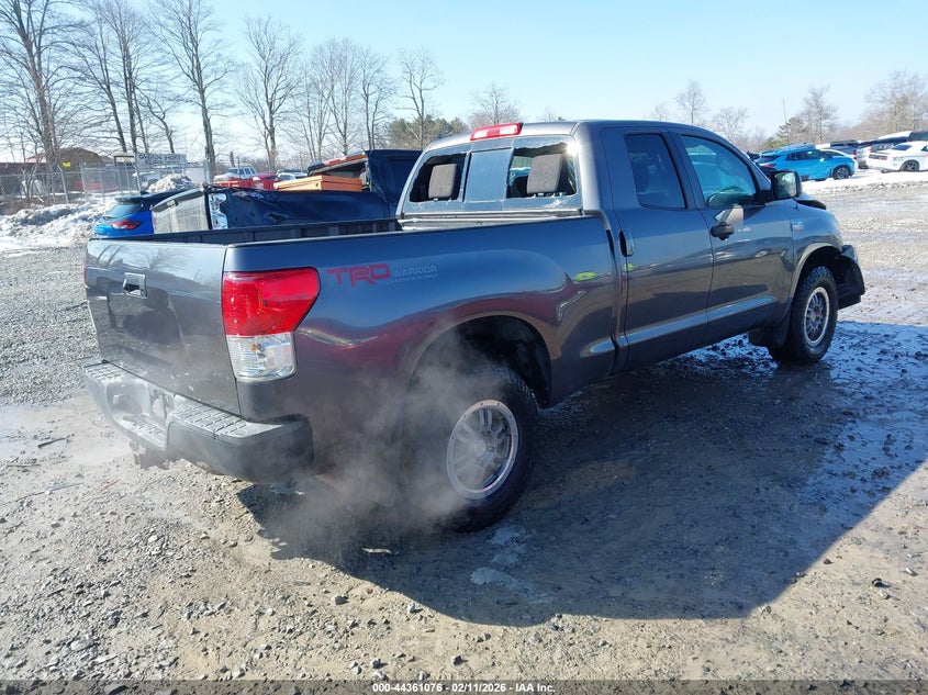2013 Toyota Tundra Grade 5.7L V8