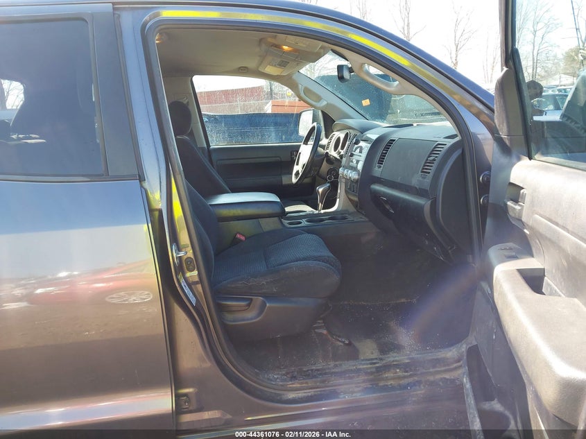 2013 Toyota Tundra Grade 5.7L V8