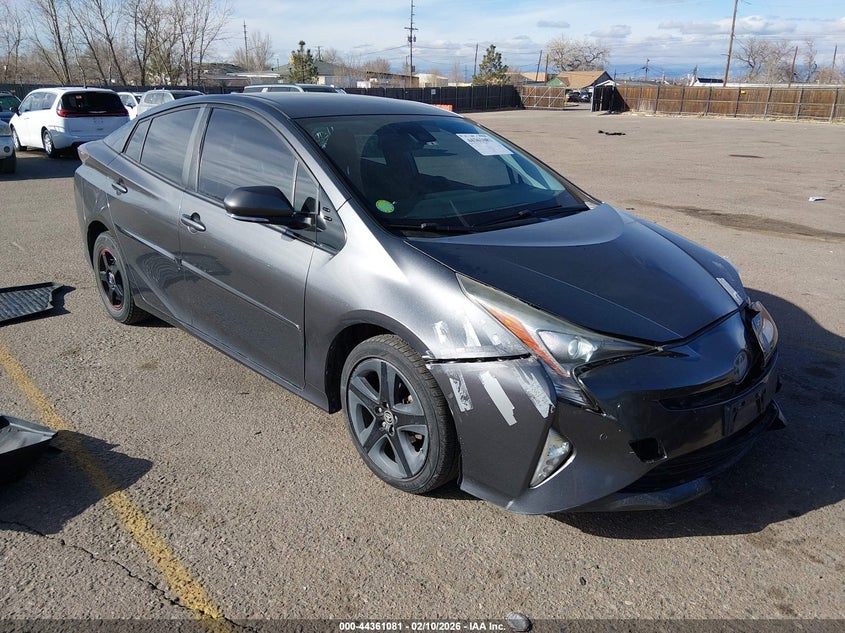2016 Toyota Prius Four Touring
