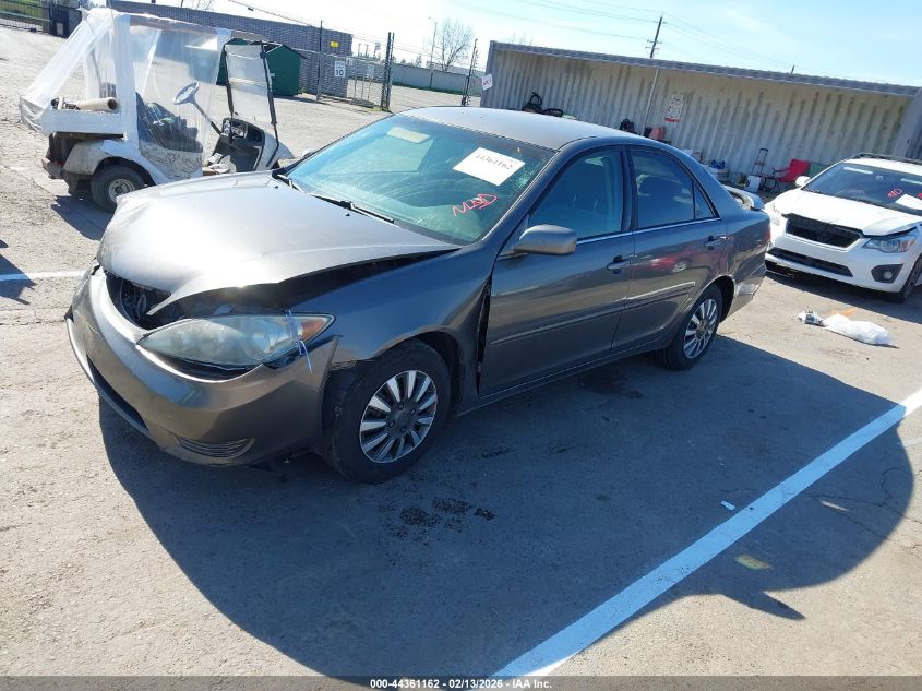 2005 Toyota Camry Le
