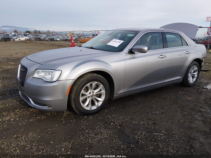 2016 Chrysler 300 Limited