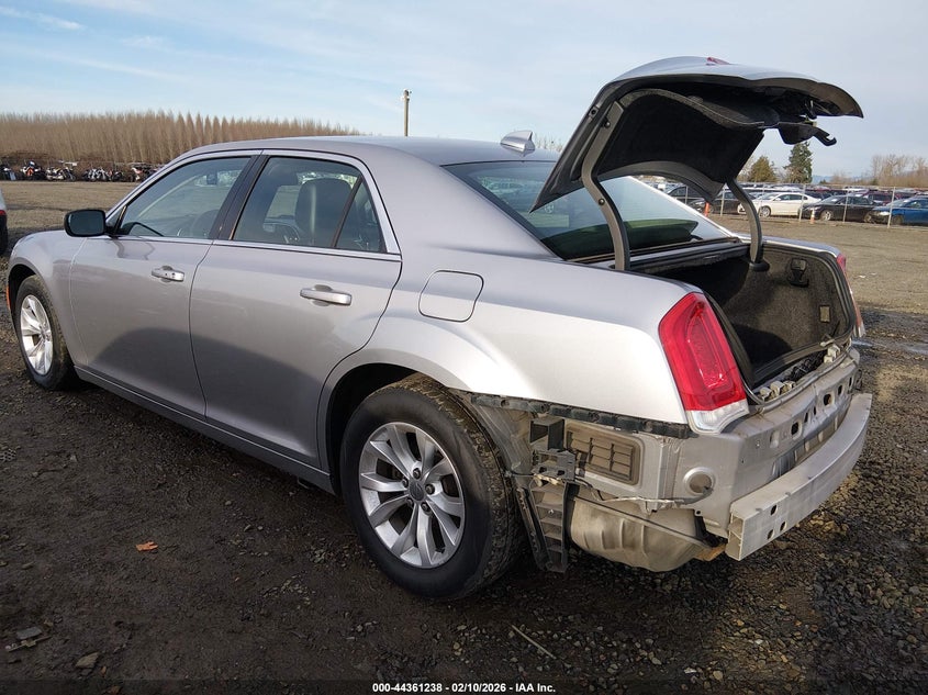 2016 Chrysler 300 Limited